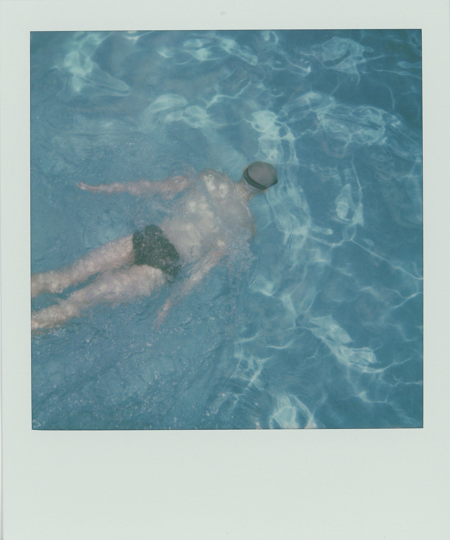 Polaroid 057