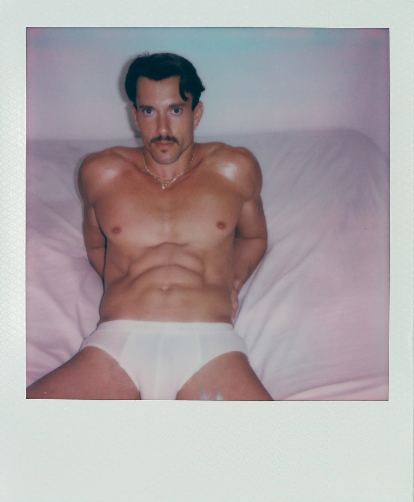 Polaroid 044