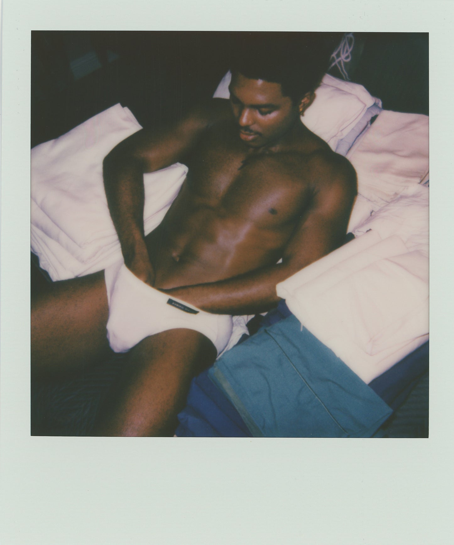 Polaroid 069