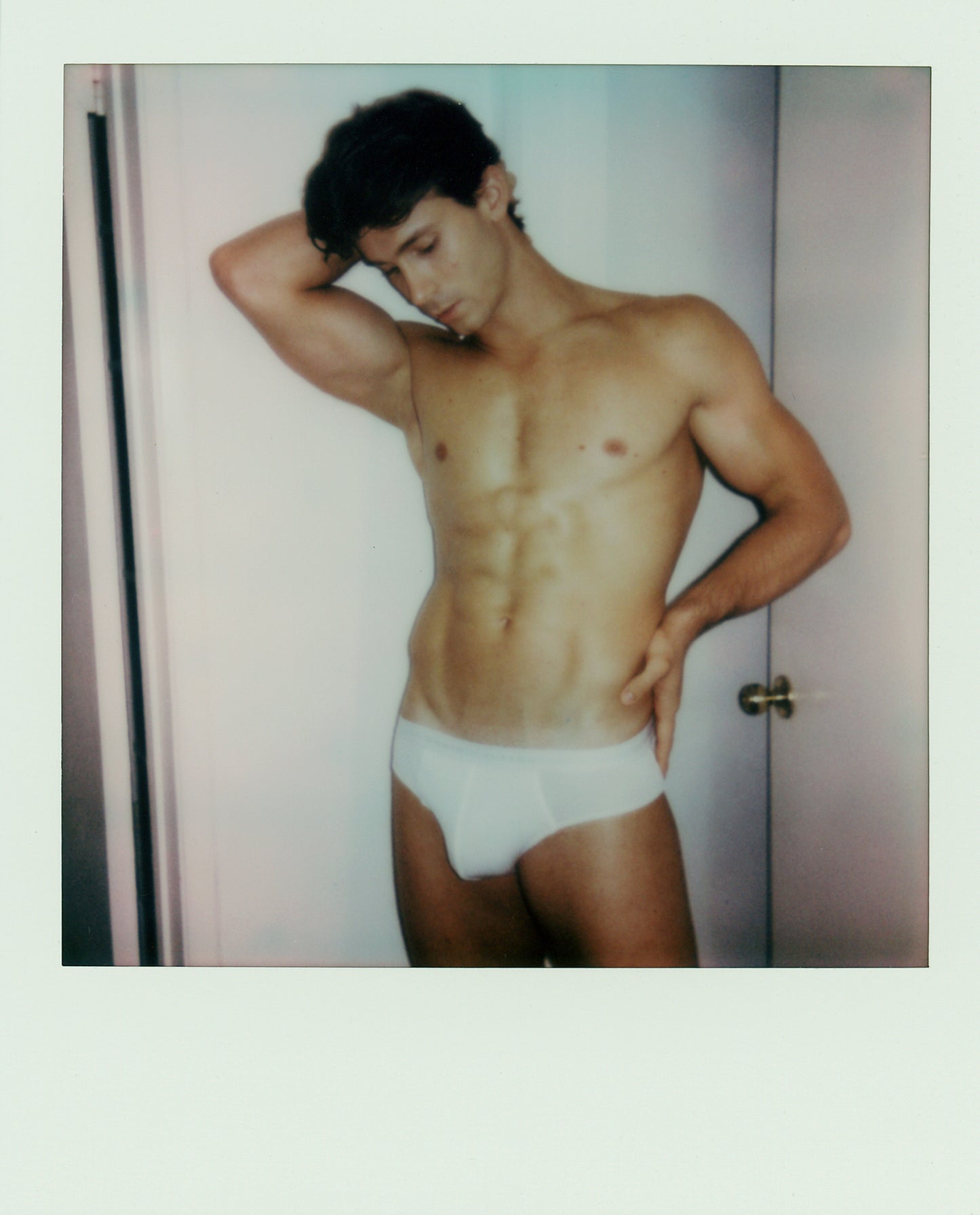 Polaroid 033